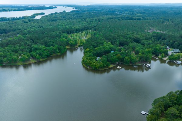 Photo of house-on-2-7-ac-weiss-lake-cherokee-co-al-absolute-estate-auction