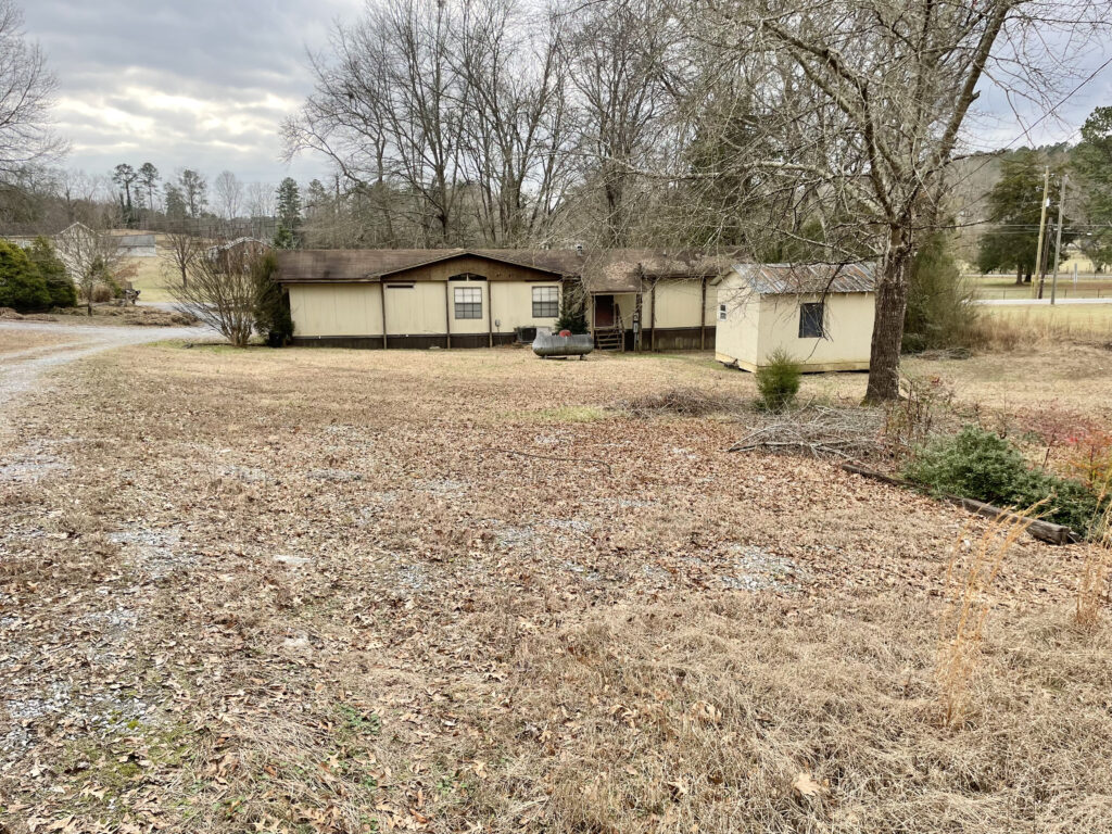 Photo of home-and-barn-on-9%c2%b1-acres-rome-floyd-co-ga-auction