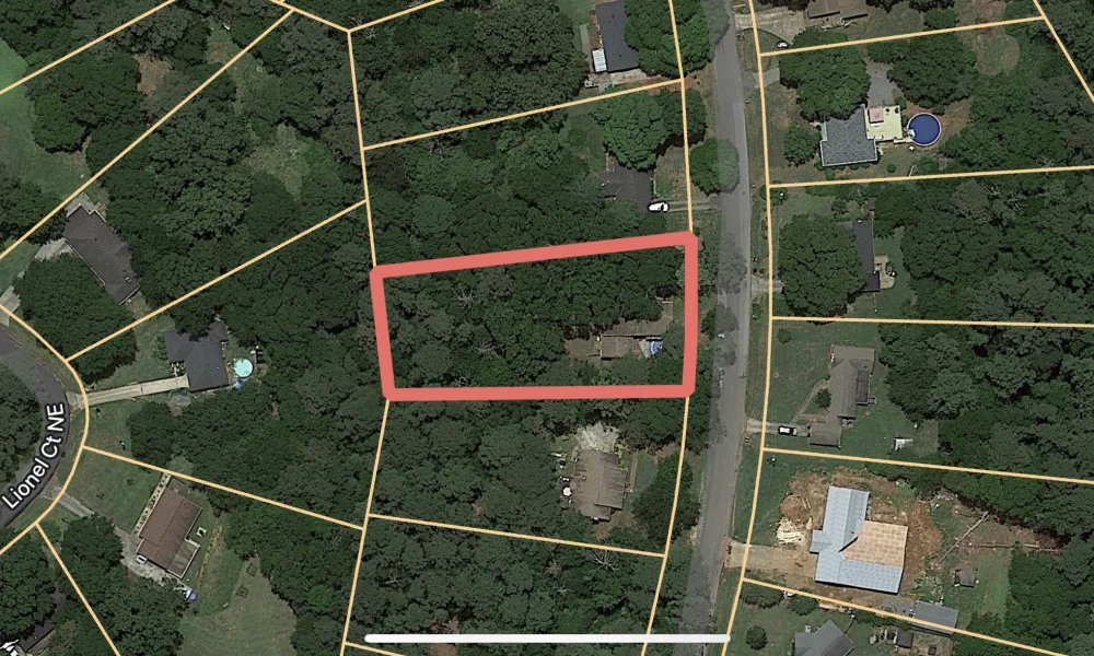Photo of Duplex located at 14 Lady Marion Dr in Sherwood Forest (K13Z 304)