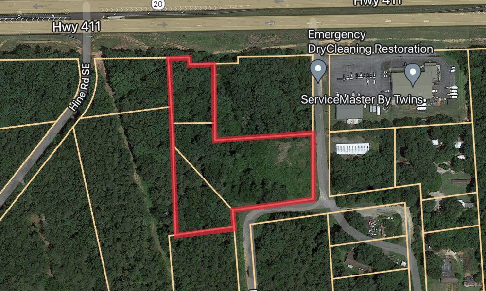 Photo of 3± acre (2) Residential Tracts located on Hillindale Drive SE (L15 086 / 088)