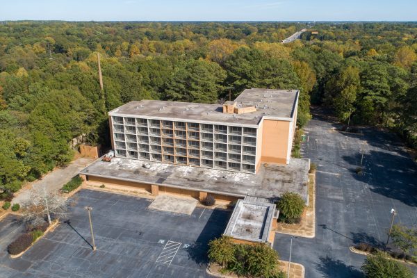 Photo of prime-investment-opportunity-hotel-near-atlanta-airport-online-auction