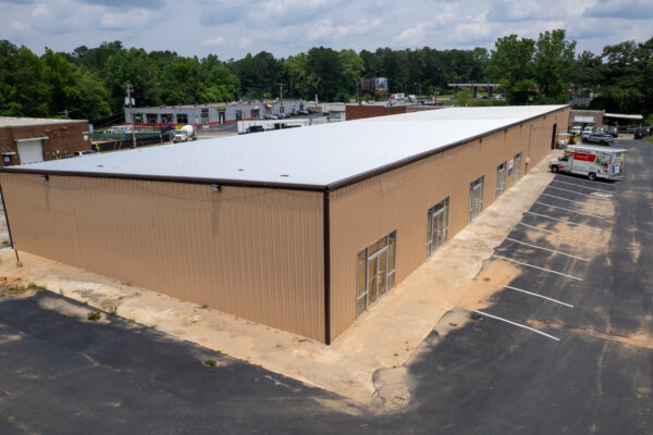Photo of 18000%c2%b1-sq-ft-office-warehouse-building-lithonia-dekalb-county-ga-online-auction