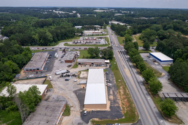 Photo of 18000%c2%b1-sq-ft-office-warehouse-building-lithonia-dekalb-county-ga-online-auction