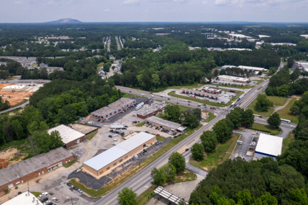 Photo of 18000%c2%b1-sq-ft-office-warehouse-building-lithonia-dekalb-county-ga-online-auction