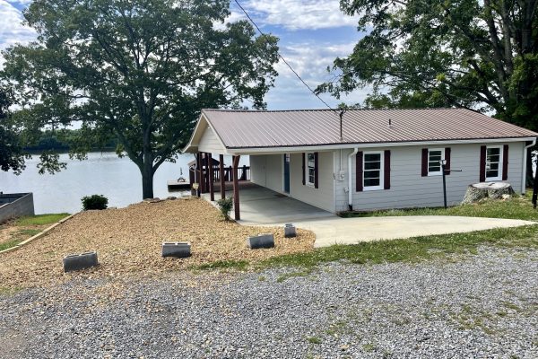 Photo of 2-bedroom-home-on-weiss-lake-centre-cherokee-county-al-auction