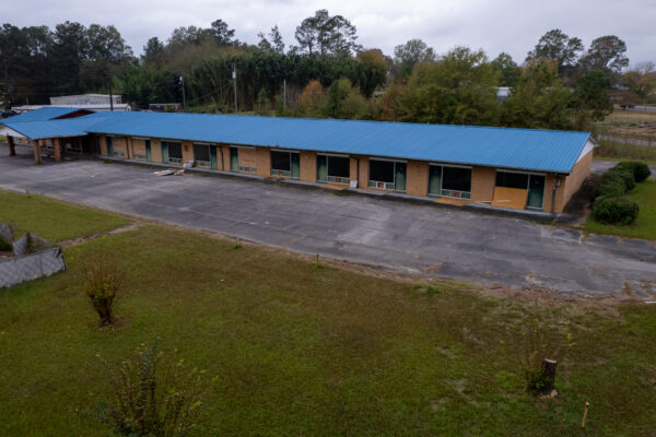 Photo of 24-room-motel-on-2-6%c2%b1-acres-piedmont-al-auction