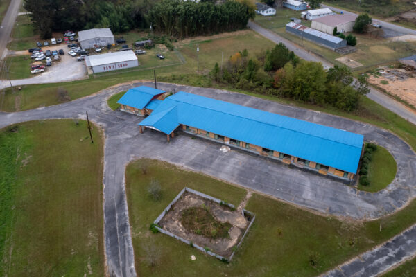 Photo of 24-room-motel-on-2-6%c2%b1-acres-piedmont-al-auction