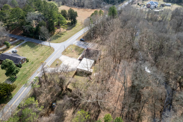 Photo of large-commercial-professional-building-on-1-23-acre-lot-cedartown-ga-auction