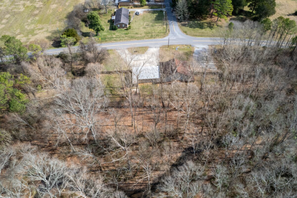 Photo of large-commercial-professional-building-on-1-23-acre-lot-cedartown-ga-auction