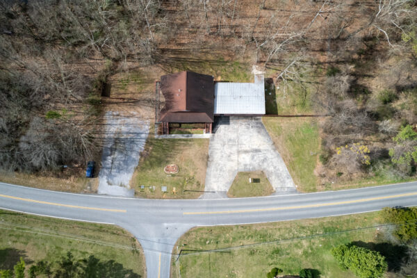 Photo of large-commercial-professional-building-on-1-23-acre-lot-cedartown-ga-auction