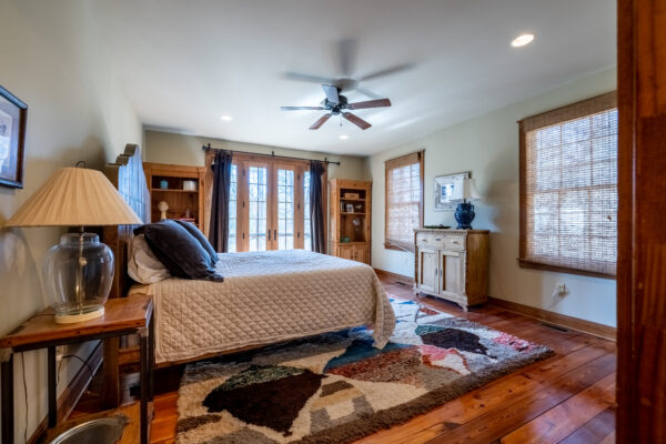 Photo of luxury-lake-house-on-smith-lake-arley-winston-county-al-online-auction
