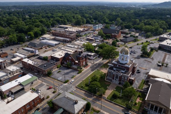 Photo of downtown-office-building-in-cartersville-bartow-county-ga-absolute-auction