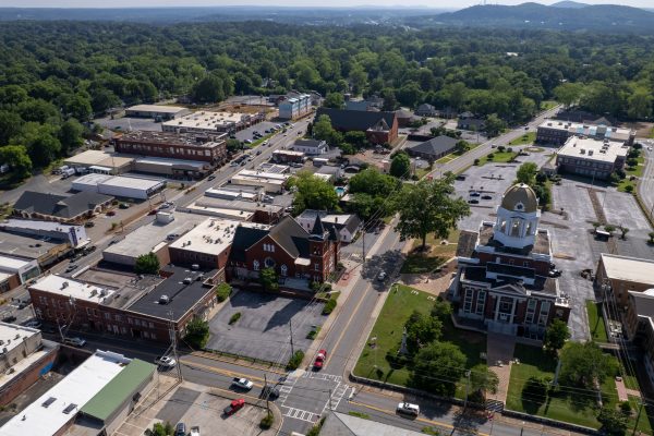 Photo of downtown-office-building-in-cartersville-bartow-county-ga-absolute-auction