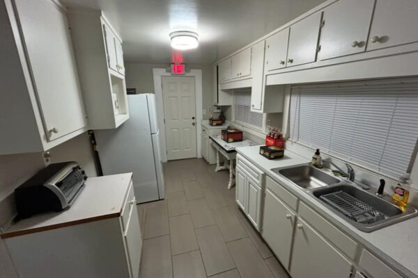 Photo of professional-office-building-on-1-5-acres-birmingham-jefferson-county-al-online-auction