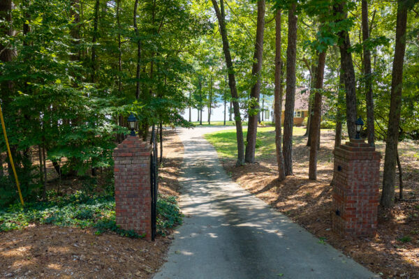 Photo of weiss-lakefront-retreat-1-92-acres-with-home-cedar-bluff-cherokee-county-al-auction