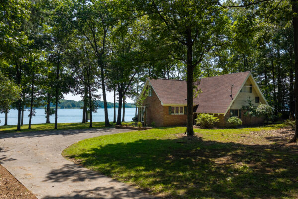 Photo of weiss-lakefront-retreat-1-92-acres-with-home-cedar-bluff-cherokee-county-al-auction