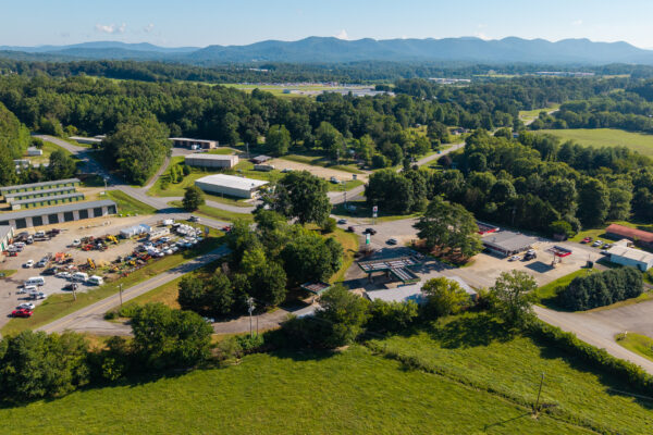 Photo of 3700-sf-convenience-store-blairsville-union-county-ga-auction