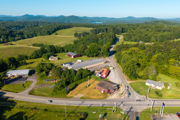 Photo of 3150-sf-convenience-store-located-in-blairsville-union-county-ga-auction