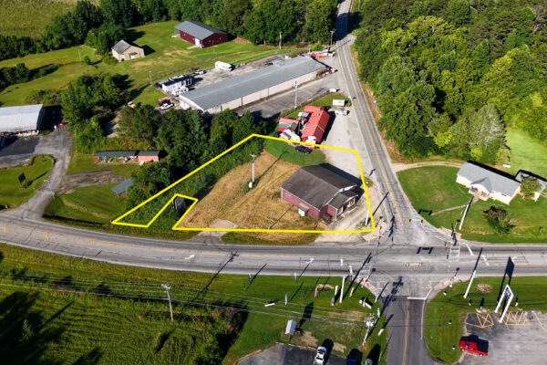 Photo of 3150-sf-convenience-store-located-in-blairsville-union-county-ga-auction