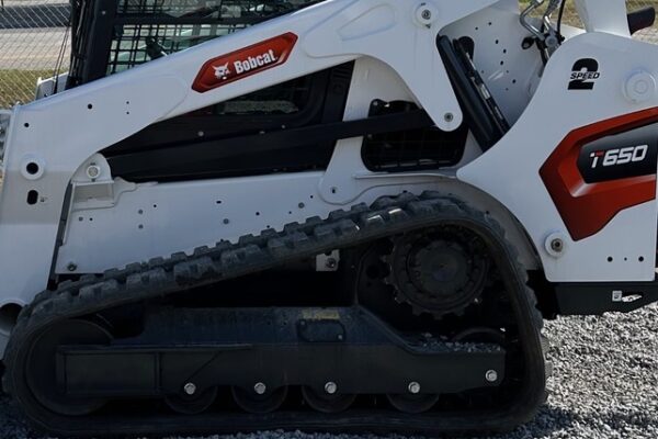 Photo of t650-t4-bobcat-compact-track-loader-online-auction