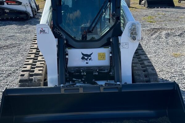 Photo of t650-t4-bobcat-compact-track-loader-online-auction