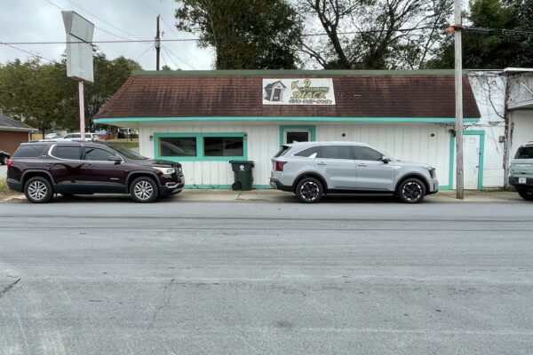 Photo of versatile-commercial-building-in-rockmart-polk-county-ga-auction