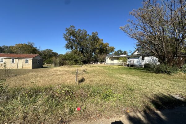 Photo of group-3-9-sfr-homes-and-4-building-lots-in-rome-floyd-co-ga-absolute-auction