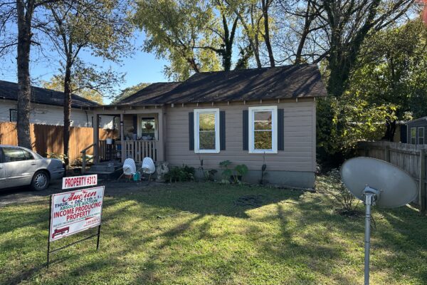 Photo of group-3-9-sfr-homes-and-4-building-lots-in-rome-floyd-co-ga-absolute-auction