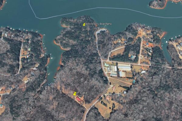 Photo of 3-8-acre-waterfront-retreat-on-lake-hartwell-martin-stephens-county-ga-auction