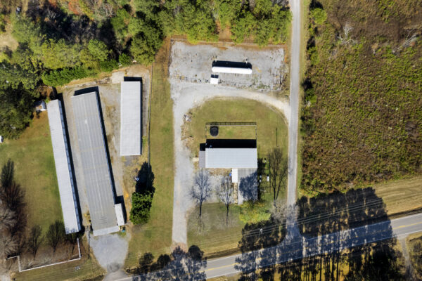 Photo of 3200-sf-multi-use-building-on-large-lot-cedar-bluff-al-auction