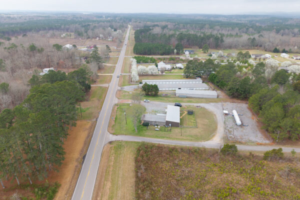 Photo of 3200-sf-multi-use-building-on-large-lot-cedar-bluff-al-auction