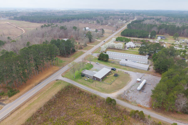 Photo of 3200-sf-multi-use-building-on-large-lot-cedar-bluff-al-auction