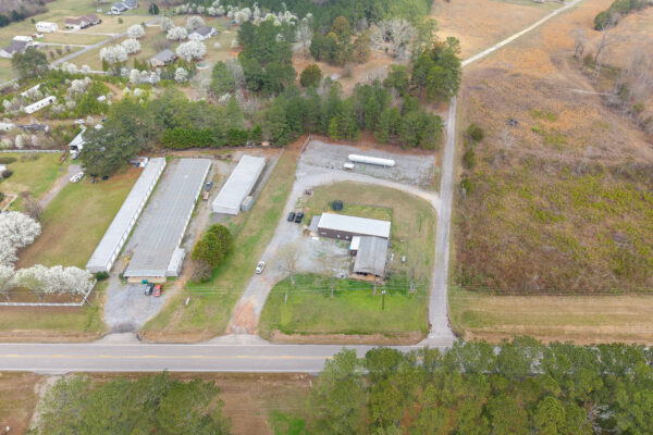 Photo of 3200-sf-multi-use-building-on-large-lot-cedar-bluff-al-auction