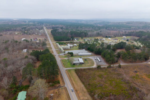 Photo of 3200-sf-multi-use-building-on-large-lot-cedar-bluff-al-auction