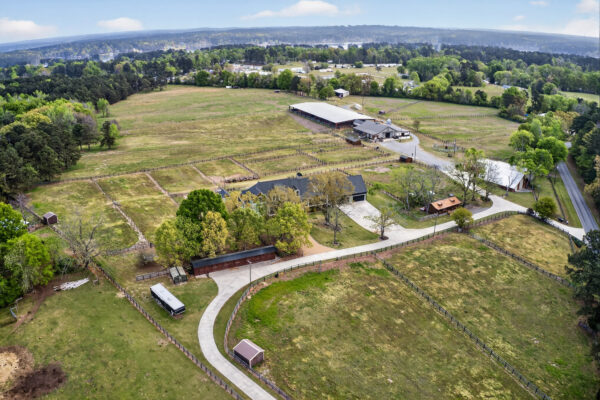 Photo of premier-25-acre-equestrian-estate-milledgeville-baldwin-county-ga-auction