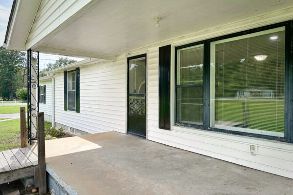 Photo of 3-7%c2%b1-acre-country-property-with-pond-and-immaculate-shop-moulton-lawrence-county-al-online-auction