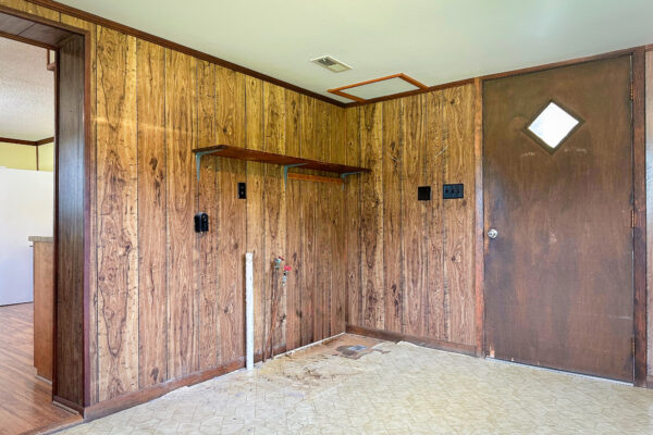 Photo of 3-7%c2%b1-acre-country-property-with-pond-and-immaculate-shop-moulton-lawrence-county-al-online-auction