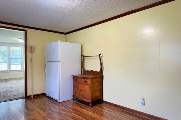 Photo of 3-7%c2%b1-acre-country-property-with-pond-and-immaculate-shop-moulton-lawrence-county-al-online-auction