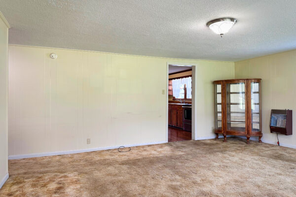 Photo of 3-7%c2%b1-acre-country-property-with-pond-and-immaculate-shop-moulton-lawrence-county-al-online-auction