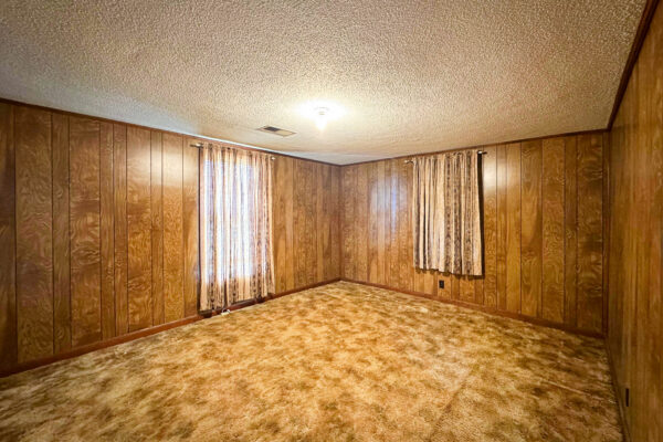 Photo of 3-7%c2%b1-acre-country-property-with-pond-and-immaculate-shop-moulton-lawrence-county-al-online-auction