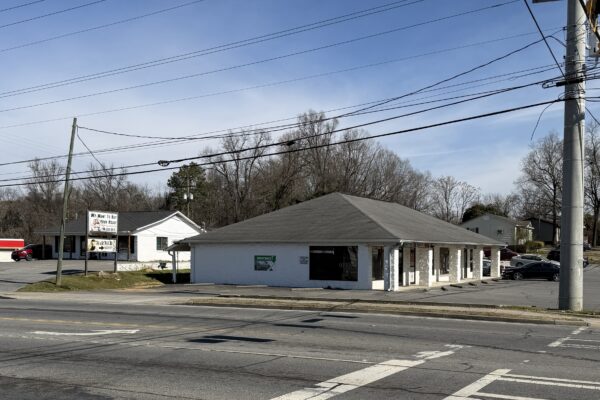Photo of trust-liquidation-of-8-properties-in-calhoun-resaca-and-austell-ga-absolute-auction