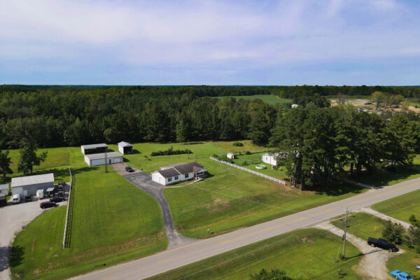 Photo of 3-7%c2%b1-acre-country-property-with-pond-and-immaculate-shop-moulton-lawrence-county-al-online-auction