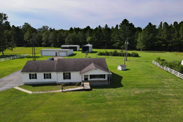 Photo of 3-7%c2%b1-acre-country-property-with-pond-and-immaculate-shop-moulton-lawrence-county-al-online-auction