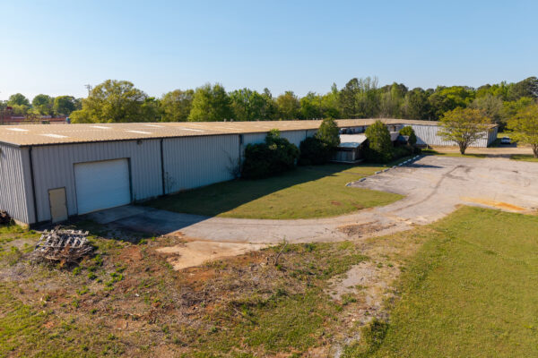Photo of 42800-sf-industrial-facility-on-4-85%c2%b1-acres-talladega-al-online-auction