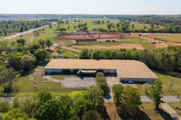 Photo of 42800-sf-industrial-facility-on-4-85%c2%b1-acres-talladega-al-online-auction