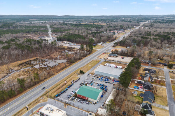 Photo of commercial-retail-building-on-2-14-acres-and-equipment-rome-floyd-county-ga-auction