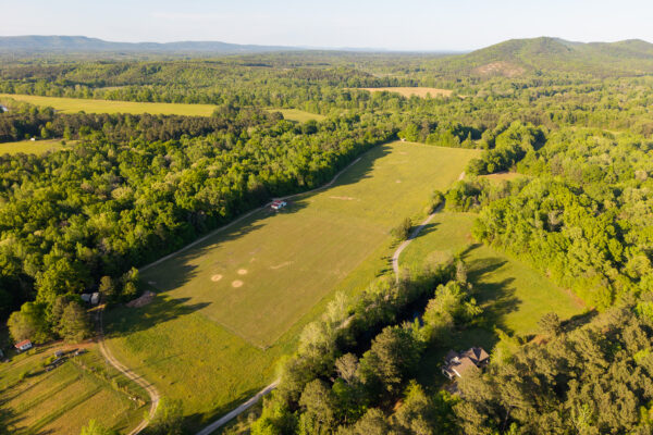 Photo of 116-acres-on-the-coosa-river-with-homes-barns-and-ponds