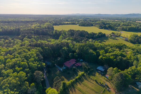 Photo of 116-acres-on-the-coosa-river-with-homes-barns-and-ponds