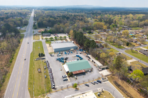 Photo of commercial-retail-building-on-2-14-acres-and-equipment-rome-floyd-county-ga-auction