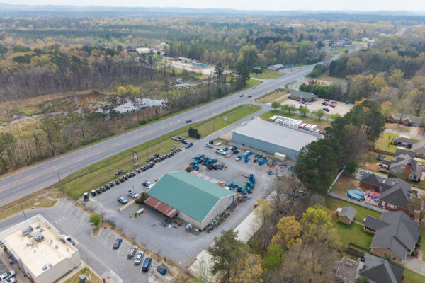 Photo of commercial-retail-building-on-2-14-acres-and-equipment-rome-floyd-county-ga-auction
